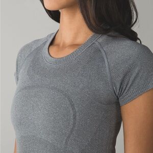 Lululemon Swiftly Tech Short Sleeve Shirt Women Size 6 Heathered Slate Gray